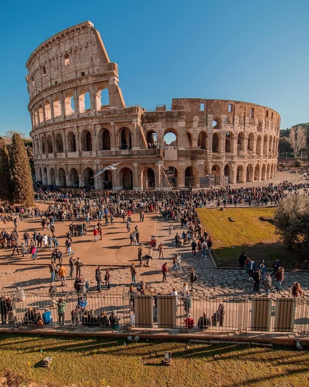 Private Full-Day Tour from Rome to Pompeii and Mount Vesuvius